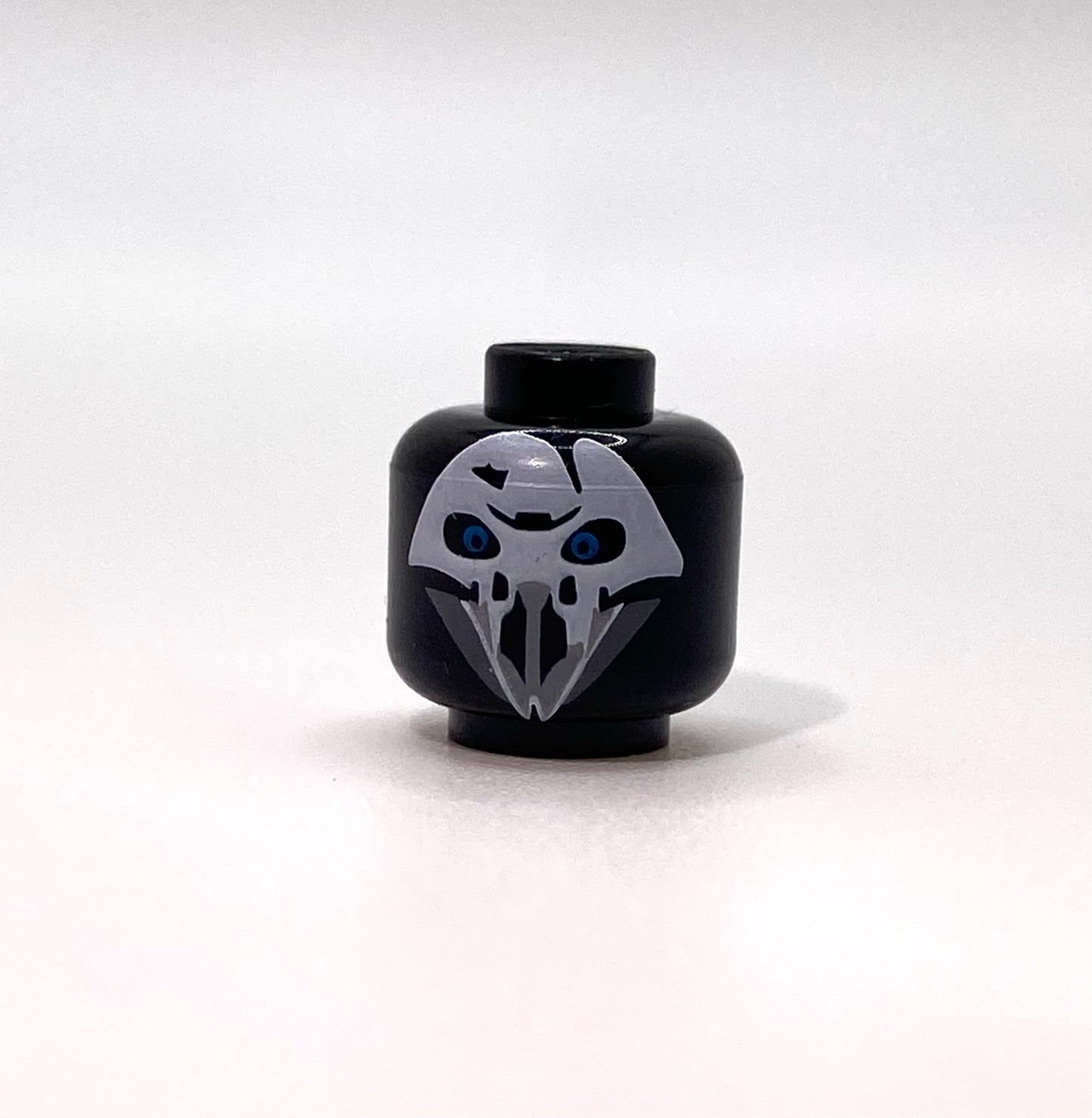 HGF - Cloaked Crusader Head (Blue-Eyed Alt)
